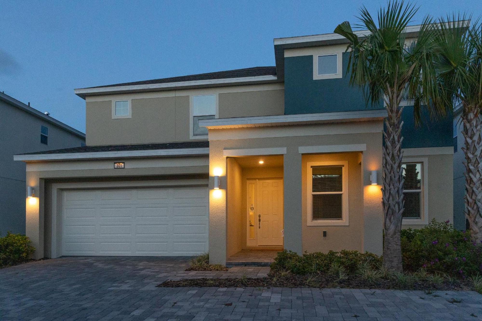 Waterfront Brand New Modern Luxury 8 Bedroom Pool House! Sleeps 16 Kissimmee Exterior photo